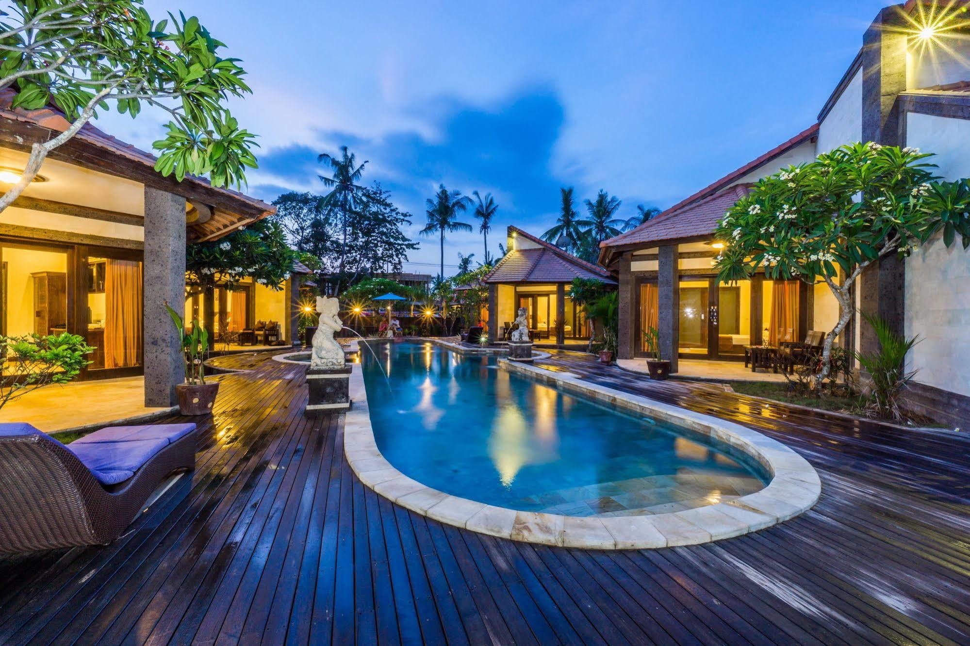 Pondok Baruna Frangipani Nusa Lembongan  Bagian luar foto
